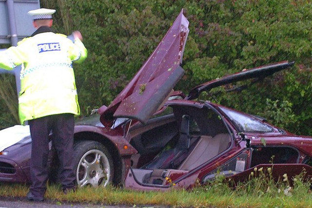 Những vụ tai nạn khiến chủ xe viêm màng túi nặng nề nhất: Bài học cần biết trước khi mua xe Ferrari - Ảnh 8.