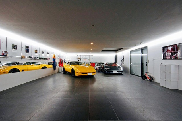 Những căn phòng để xe siêu đắt đỏ của giới nhà giàu - Ảnh 1.