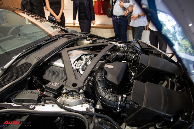 Chi tiết Aston Martin DB11 có giá 15,686 tỷ đồng vừa ra mắt tại Việt Nam, 2 chiếc đã tìm được khách hàng - Ảnh 10.