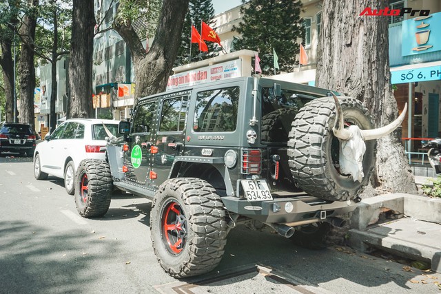 Jeep Wrangler cắm sừng độ độc nhất Việt Nam của đại gia kinh doanh võng xếp - Ảnh 7.