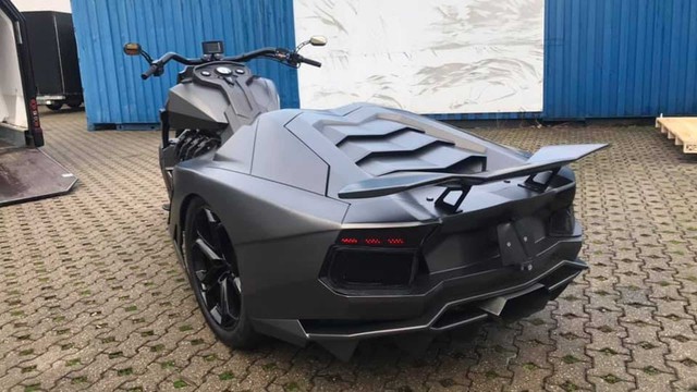 Đẹp và độc: Mô tô độ Lamborghini Aventador dùng động cơ Corvette - Ảnh 3.