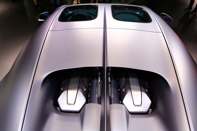 Vừa ra mắt, hàng độc Bugatti Chiron Sport 110 Ans Edition đã được bán lại nhưng mức giá khiến ai cũng phải giật mình  - Ảnh 5.