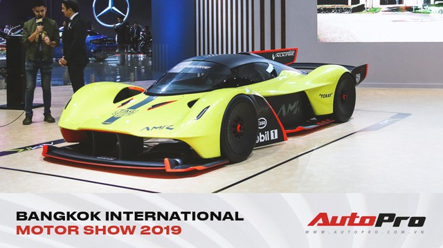 'Trên tay' Aston Martin Valkyrie AMR Pro 1.100 mã lực - Xứng đáng siêu phẩm