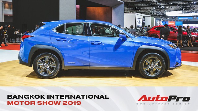 Soi kỹ Lexus UX - SUV sang chờ ngày về Việt Nam, đấu BMW X1