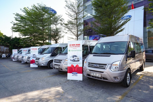 Đại gia ngành vận tải Việt mua hàng chục chiếc Ford Transit - Ảnh 1.