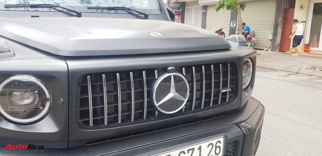 Bắt gặp Mercedes-AMG G63 Edition 1 đời mới đầu tiên Hà Nội ra biển số xuống phố dịp cuối tuần - Ảnh 3.