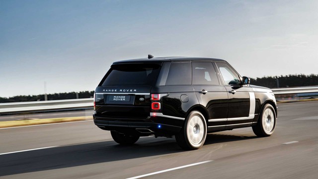 Range Rover Sentinel - SUV bọc thép chống đạn mới của chính khách - Ảnh 3.