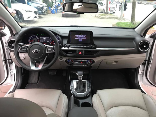 Kia Cerato 2019 vừa mua hơn một tháng đã rao bán giá 680 triệu đồng, nhiều người cho là không hợp lý - Ảnh 5. Kia Cerato 2019 vừa mua hơn một tháng đã rao bán giá 680 triệu đồng, nhiều người cho là không hợp lý - Ảnh 5.