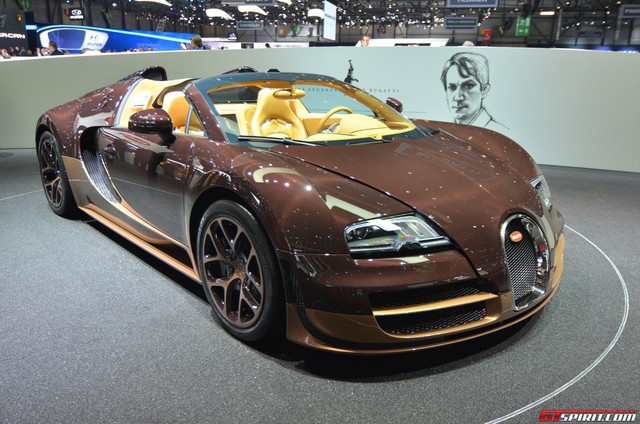Đại gia bất động sản khoe Bugatti Veyron hàng siêu độc hút hồn fan siêu xe - Ảnh 2.