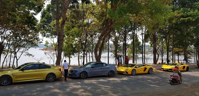 Bộ đôi Lamborghini Aventador cùng loạt mô tô khủng đổ bộ lên Buôn Mê Thuột - Ảnh 10. Bộ đôi Lamborghini Aventador cùng loạt mô tô khủng đổ bộ lên Buôn Mê Thuột - Ảnh 10.