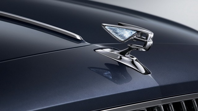 Bentley nhá hàng Flying Spur 2020 nhưng chi tiết này lại giống Rolls-Royce