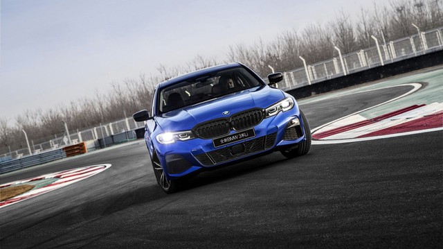 Ra mắt BMW 3-Series LWB - Bản kéo dài dành cho ông chủ