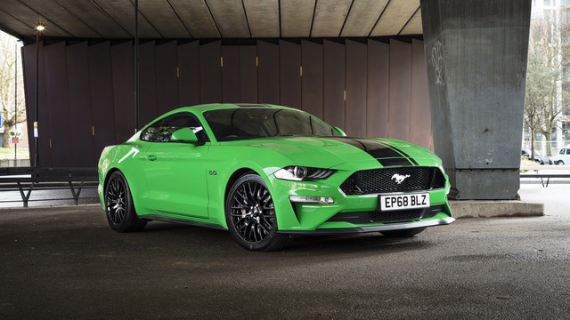 Ford Mustang là coupe thể thao bán chạy nhất toàn cầu năm thứ 4 liên tiếp
