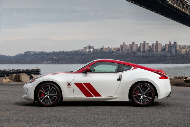 Nissan tổ chức sinh nhật 50 tuổi cho 370Z bằng phiên bản đặc biệt 50th Anniversary Edition 2020 - Ảnh 3.