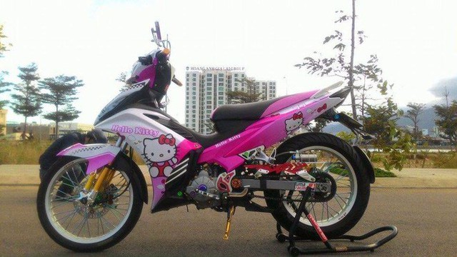 Chàng trai 23 tuổi bị bạn gái chia tay chỉ vì... chiếc xe máy dán hình Doraemon - Ảnh 5. Chàng trai 23 tuổi bị bạn gái chia tay chỉ vì... chiếc xe máy dán hình Doraemon - Ảnh 5.
