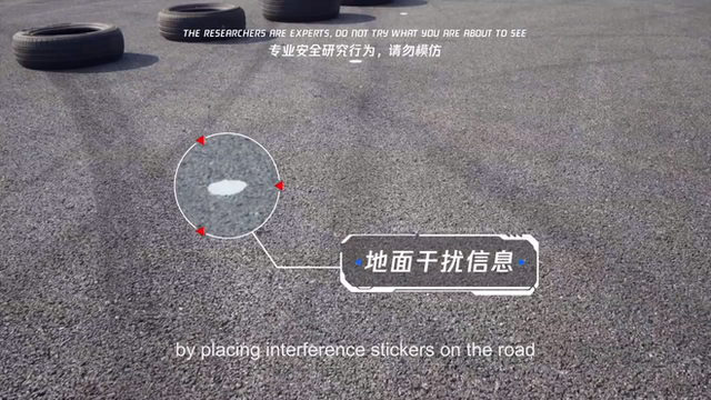 Chỉ với mẩu giấy dán mặt đường, phòng nghiên cứu bảo mật của Tencent hack thành công xe Tesla - Ảnh 2.