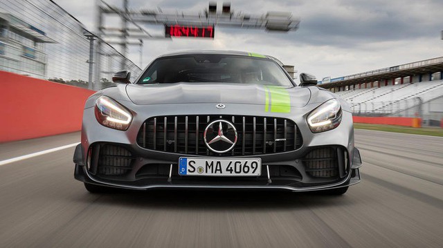 Mercedes-AMG GT Black Series: Xe Mercedes nhanh nhất, mạnh nhất chuẩn bị trình làng