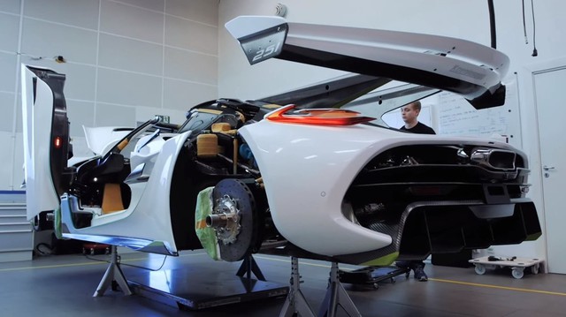 Quy trình chế tạo siêu xe Koenigsegg Jesko giá 3 triệu USD