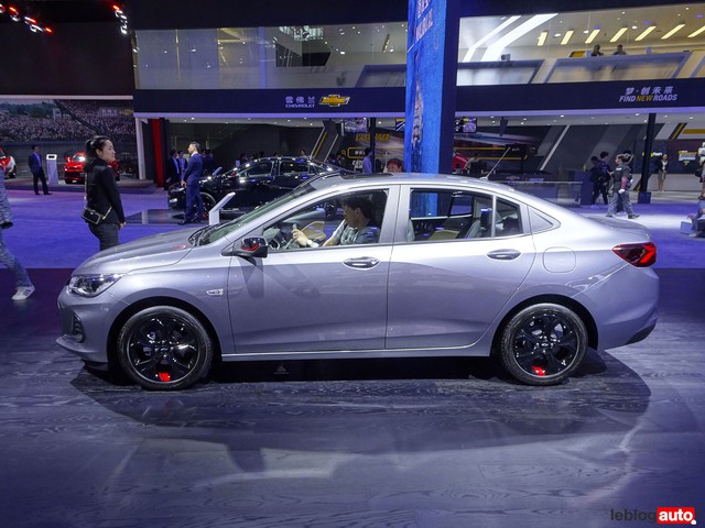 Đối thủ của Toyota Vios và Hyundai Accent có thêm phiên bản thể thao - Ảnh 5.