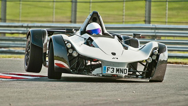 Những chiếc xe đua F1 thương mại nổi tiếng nhất trong lịch sử - Ảnh 2.