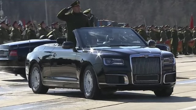 Aurus Convertible xuất hiện hoàn chỉnh, thiết kế không khác gì Rolls-Royce Phantom Drophead Coupe