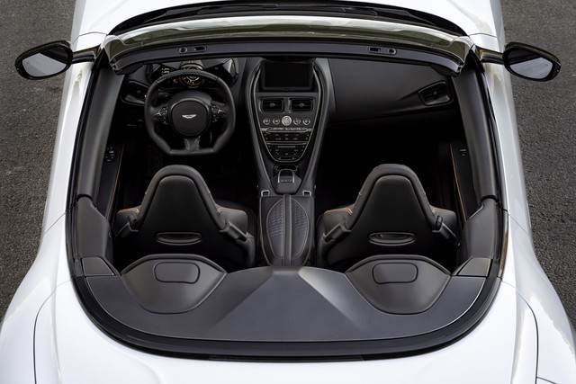 Aston Martin ra mắt xe mui trần mới: Trần xe 8 lớp, cam kết đóng mở tốt ít nhất 100.000 lần trong 10 năm sử dụng - Ảnh 4.