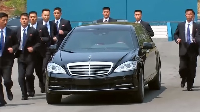Phải chăng đây là cách ông Kim Jong Un lách luật mua Mercedes S-Class bọc thép: Lênh đênh trên biển 41 ngày, qua 5 quốc gia mới về tới Triều Tiên