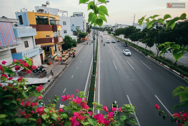 Sài Gòn bình yên lạ thường, đường phố vắng bóng phương tiện trong những ngày nghỉ lễ 30/4 - 1/5 - Ảnh 17.
