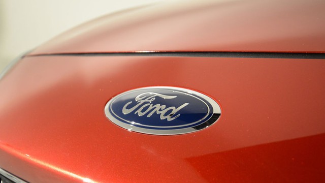 Soi kỹ loạt ảnh chi tiết Ford Escape 2020 chưa từng công bố - Ảnh 4.