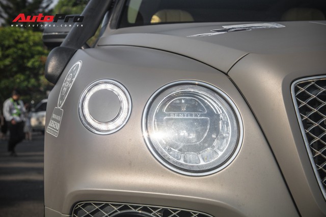 Bentley Bentayga gắn ống thở bất ngờ xuất hiện trong đoàn xe Hành trình từ trái tim 2019 - Ảnh 5.
