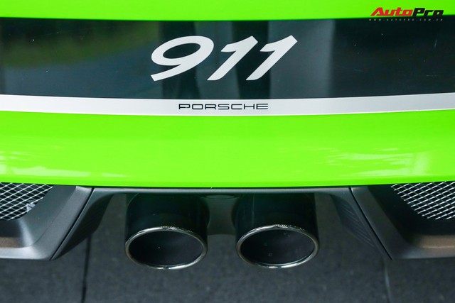Cận cảnh hàng khủng Porsche 911 GT3 RS màu xanh lá độc nhất Việt Nam, sở hữu một trang bị đắt hơn cả Mitsubishi Xpander - Ảnh 6.