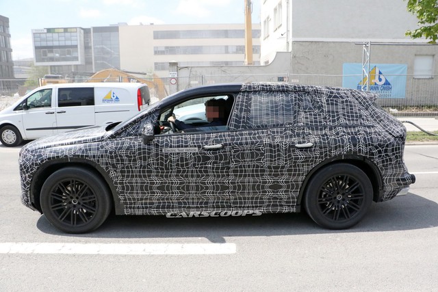 SUV BMW ra mắt năm sau lộ táp lô vô cùng dị - Ảnh 7.