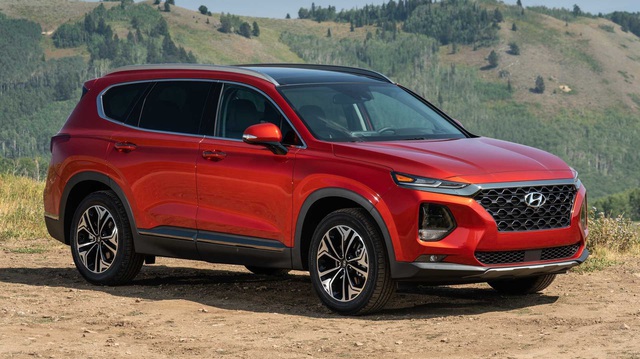 Hyundai Santa Fe phiên bản mới lại lộ mặt: Lần này có cả ảnh hàng ghế sau
