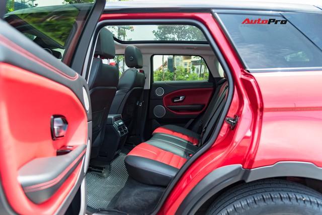 Đại gia Việt mất gần 2 tỷ đồng sau 3 năm đầu sử dụng Range Rover Evoque ‘bản full’ - Ảnh 13. Đại gia Việt mất gần 2 tỷ đồng sau 3 năm đầu sử dụng Range Rover Evoque ‘bản full’ - Ảnh 13.