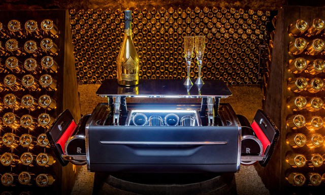 Rolls-Royce ra mắt bộ uống rượu champagne, đắt hơn cả một chiếc sedan BMW - Ảnh 5.