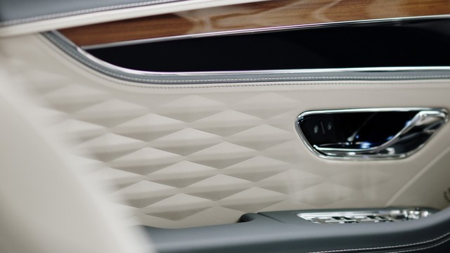 Bentley Flying Spur đời 3 chốt lịch ra mắt trong tháng 6 qua teaser mới - Ảnh 3.