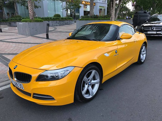 Bán hàng hiếm BMW Z4 2013, chủ xe tuyên bố: Phát hiện tua, tặng luôn xe - Ảnh 1.