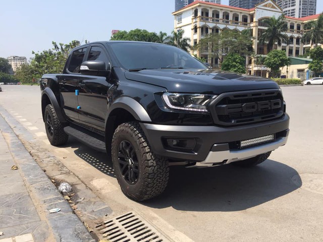 Chưa kịp ra biển, dân chơi Việt đã bán Ford Ranger Raptor với mức giá gây bất ngờ - Ảnh 4.