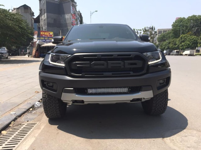 Chưa kịp ra biển, dân chơi Việt đã bán Ford Ranger Raptor với mức giá gây bất ngờ - Ảnh 1.