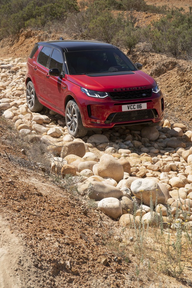 Land Rover Discovery Sport 2020 ra mắt: Đại gia Việt mong chờ bởi hàng loạt chi tiết này - Ảnh 19.