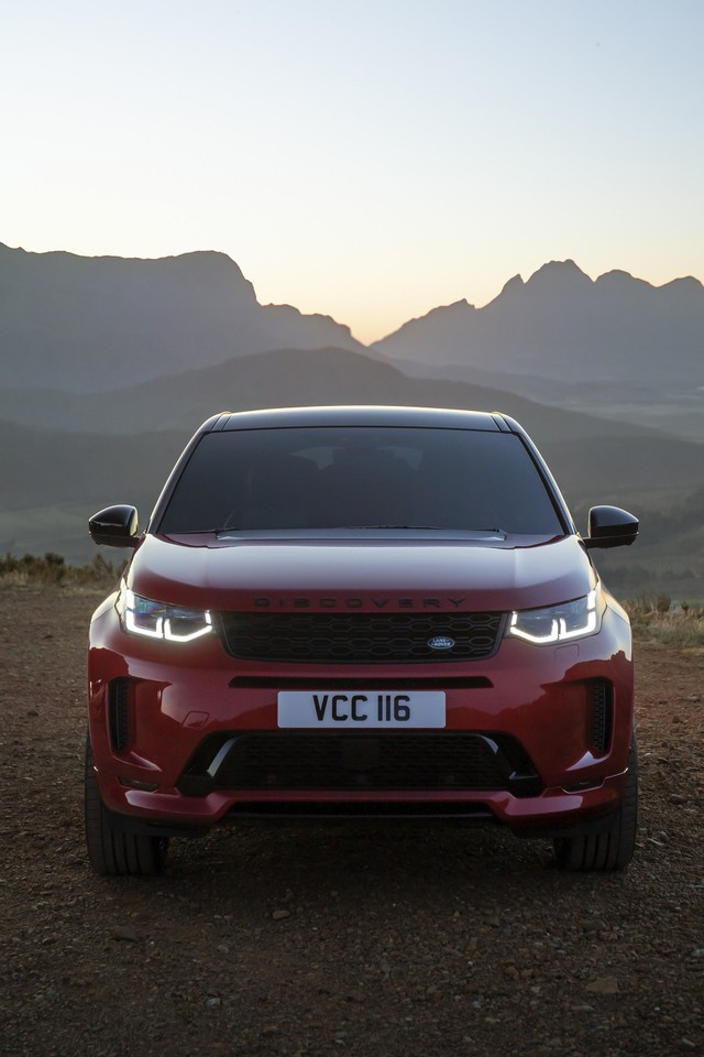 Land Rover Discovery Sport 2020 ra mắt: Đại gia Việt mong chờ bởi hàng loạt chi tiết này - Ảnh 3.