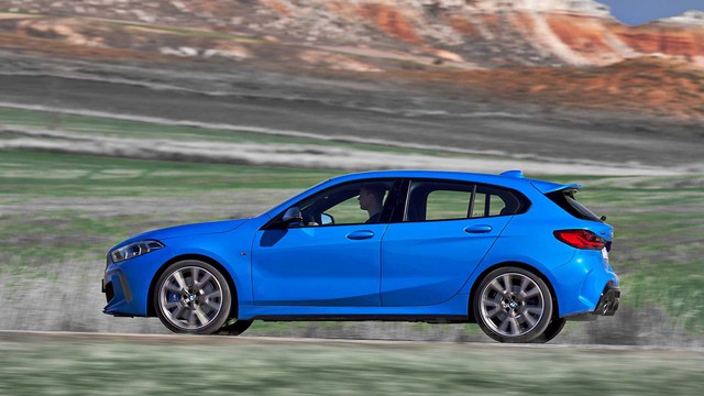 BMW 1-Series chính thức ra mắt với thiết kế dễ gây hoang mang và hệ dẫn động sẽ khiến nhiều fan phải ngạc nhiên - Ảnh 3.