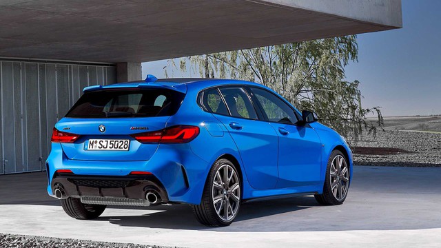 BMW 1-Series chính thức ra mắt với thiết kế dễ gây hoang mang và hệ dẫn động sẽ khiến nhiều fan phải ngạc nhiên - Ảnh 2.