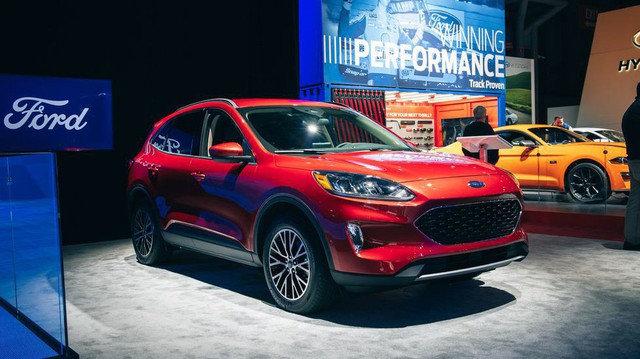 Ford Escape 2020 chốt giá, cao hơn Honda CR-V