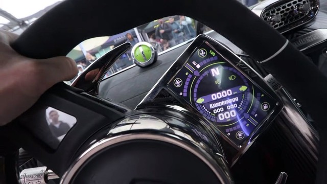 Tìm hiểu màn hình dị tích hợp ngay trên vô lăng của siêu xe mạnh nhất thế giới Koenigsegg Jesko - Ảnh 2. Tìm hiểu màn hình dị tích hợp ngay trên vô lăng của siêu xe mạnh nhất thế giới Koenigsegg Jesko - Ảnh 2.