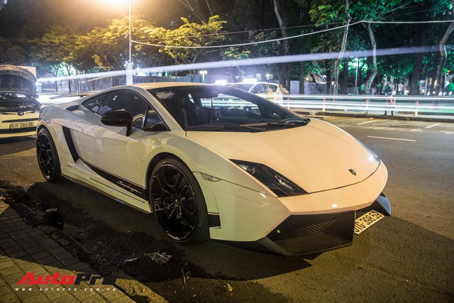 Lamborghini Gallardo SE độ khủng với lai lịch thú vị tái xuất trên đường phố Sài Gòn - Ảnh 1.