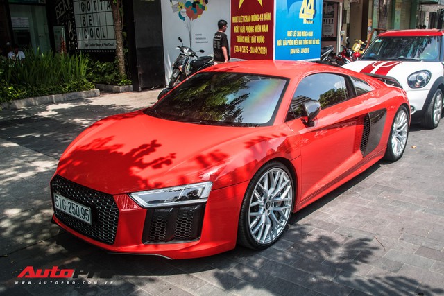 Audi R8 V10 Plus từng của Đông Nhi - Ông Cao Thắng được đại gia Sài Gòn mua lại, lên phong cách vặt logo tương tự Cường Đô-la - Ảnh 2.