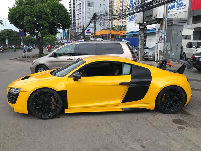 Audi R8 độ Prior Design độc nhất Việt Nam lột xác từ trong ra ngoài nhưng có điểm khiến nhiều fan siêu xe luyến tiếc - Ảnh 2.