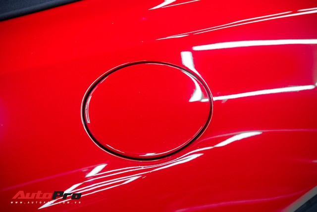 Diện kiến Ferrari F355 F1 Spider độc nhất Việt Nam: Dễ hiểu vì sao hơn 20 năm vẫn thu hút giới mộ xe - Ảnh 13. Diện kiến Ferrari F355 F1 Spider độc nhất Việt Nam: Dễ hiểu vì sao hơn 20 năm vẫn thu hút giới mộ xe - Ảnh 13.