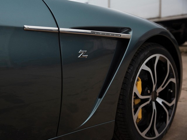 Chiếc Aston Martin V12 độc nhất vô nhị này chuẩn bị lên sàn đấu giá - Ảnh 5.